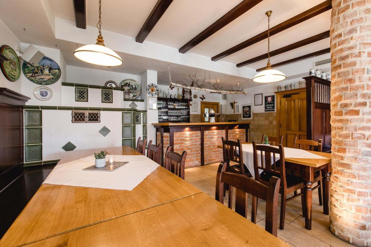 Gasthaus Hotel Ostermeier Attenkirchen Екстериор снимка