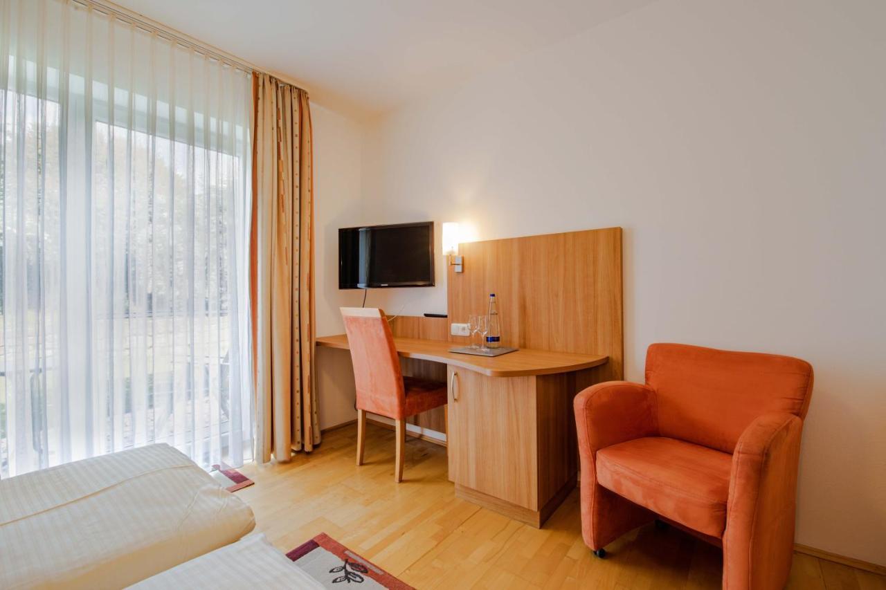 Gasthaus Hotel Ostermeier Attenkirchen Екстериор снимка