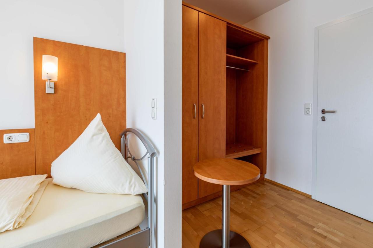 Gasthaus Hotel Ostermeier Attenkirchen Екстериор снимка