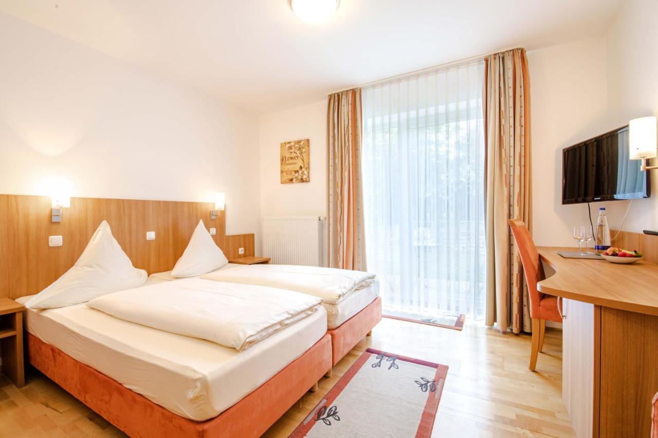 Gasthaus Hotel Ostermeier Attenkirchen Екстериор снимка